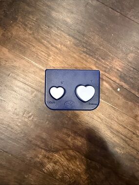 Creative Memories‎ Navy Blue Dual Heart Paper Punch
